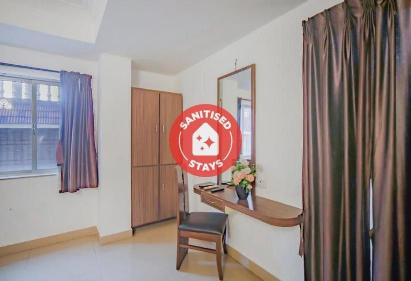 בית מלון כפרי Vaccinated Staff  Capital O 77327 Jm Inn