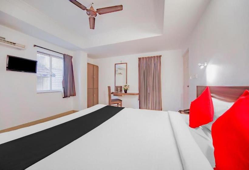 בית מלון כפרי Vaccinated Staff  Capital O 77327 Jm Inn