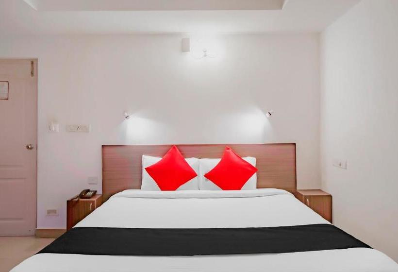 בית מלון כפרי Vaccinated Staff  Capital O 77327 Jm Inn