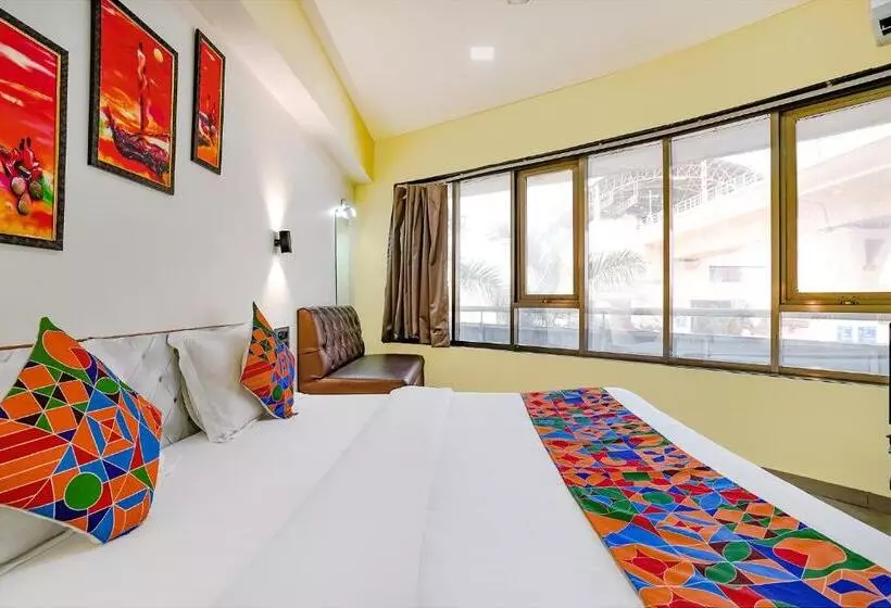 Majatalo Fabexpress White House   Nr Midc Khargar