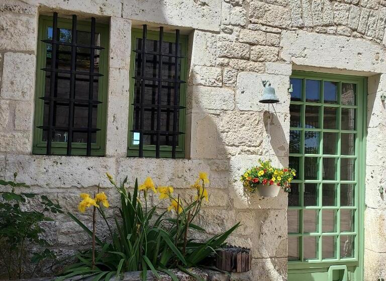 بنسيون Manoir Le Moulinal47   Vue Panoramique