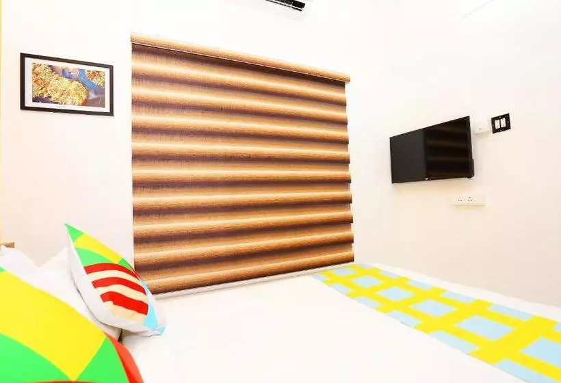 ペンション Oyo Home 77603 The Apartments 3bhk