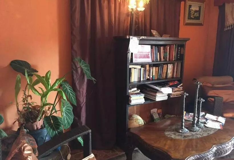 ユースホステル Hostal Sueños Del Río