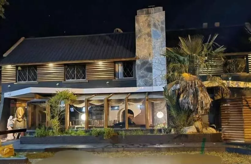 Retkeilymaja Hosteria Quime