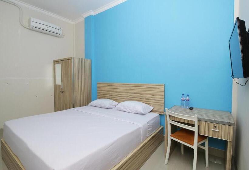 הוסטל Reddoorz Near Jalan Kolonel Haji Burlian Palembang