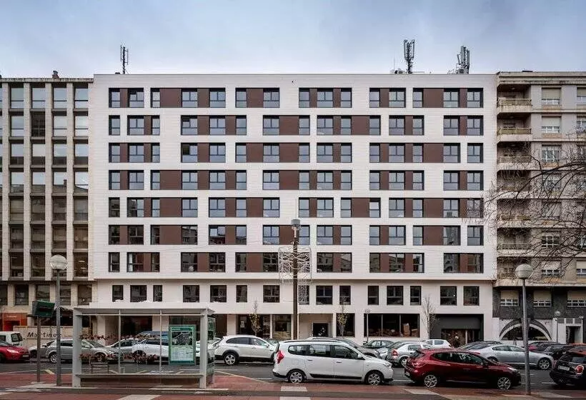 Apartahotel Líbere Vitoria