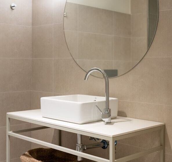 Apartahotel Líbere Vitoria