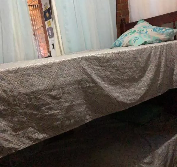 Hostel Dos Reis