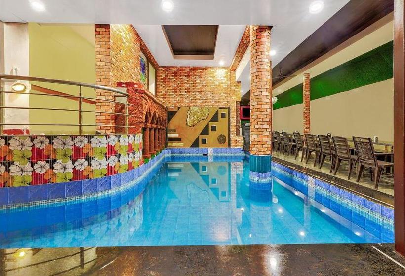 فندق 69 Calangute