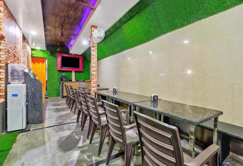 فندق 69 Calangute