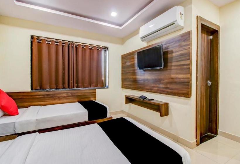Capital O76275 Hotel Kasturi Residency