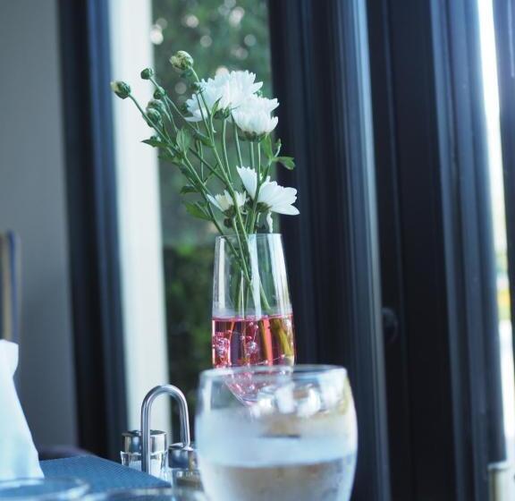 호텔 Jupiter Trevi Resort And Spa