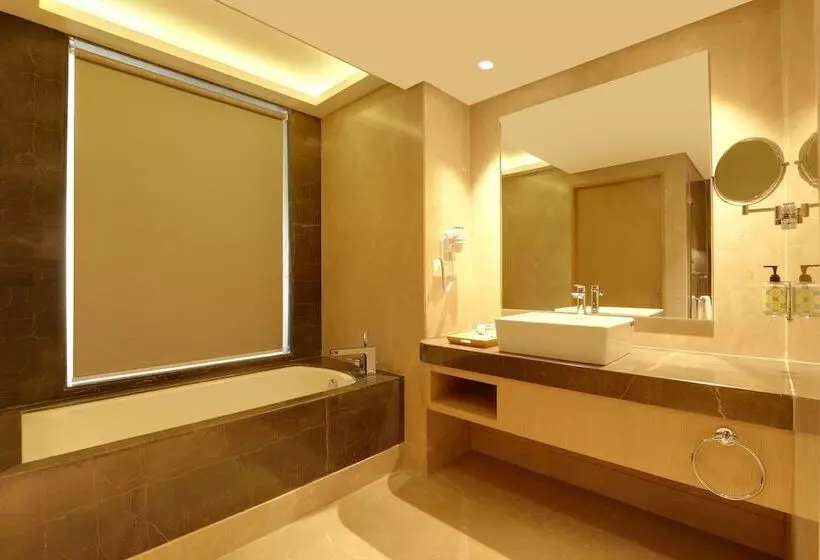 Lemon Tree Hotel, Jhansi