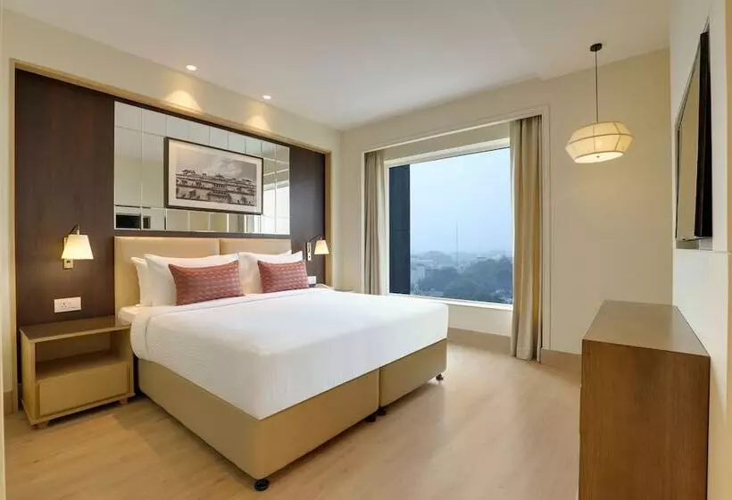 Lemon Tree Hotel, Jhansi