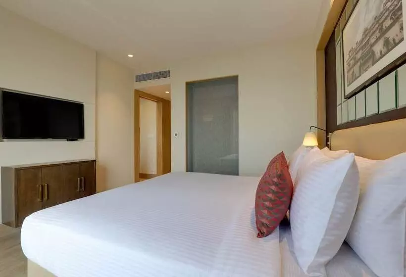 Lemon Tree Hotel, Jhansi