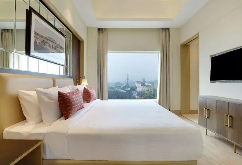 Lemon Tree Hotel, Jhansi