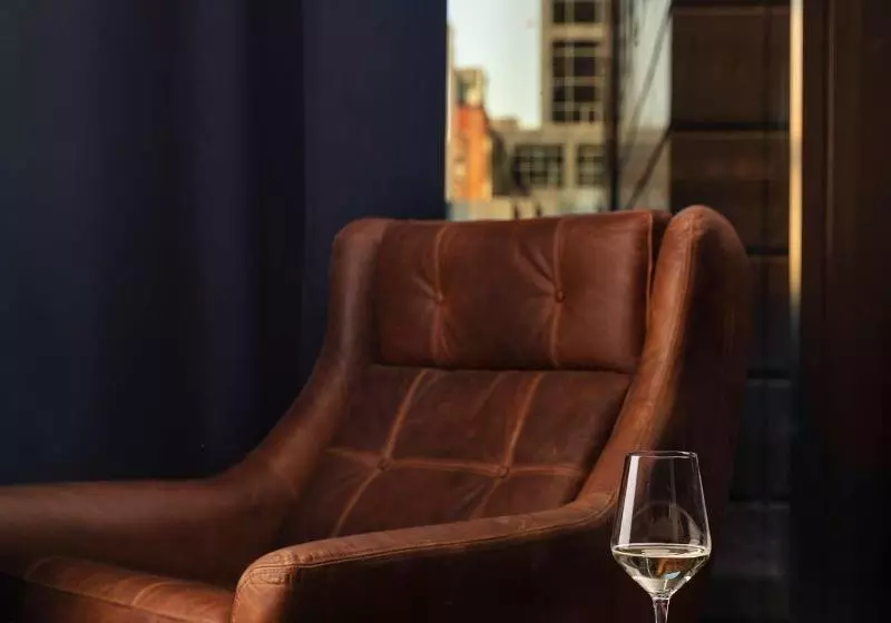 Next Hotel Melbourne, Curio Collection By Hilton