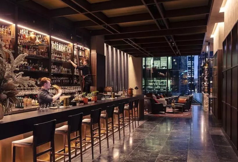 Next Hotel Melbourne, Curio Collection By Hilton