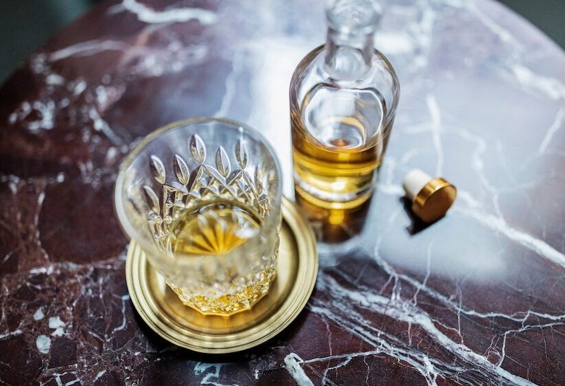 Next Hotel Melbourne, Curio Collection By Hilton