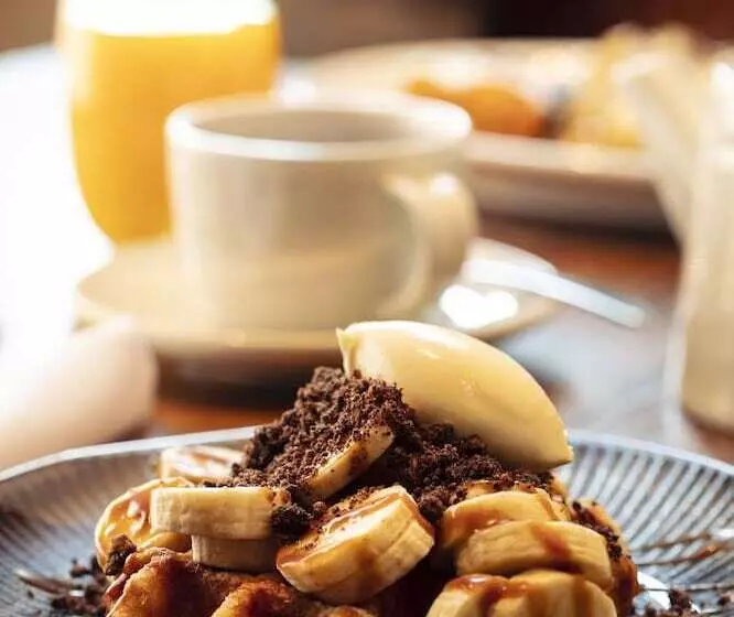 Next Hotel Melbourne, Curio Collection By Hilton