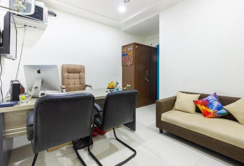 Super Hotel O Qualia Inn Kondapur Near Botanical Garden