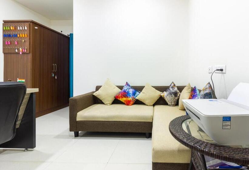 Super Hotel O Qualia Inn Kondapur Near Botanical Garden