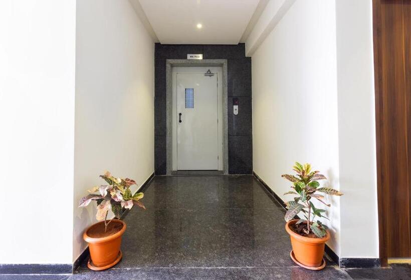 Super Hotel O Qualia Inn Kondapur Near Botanical Garden