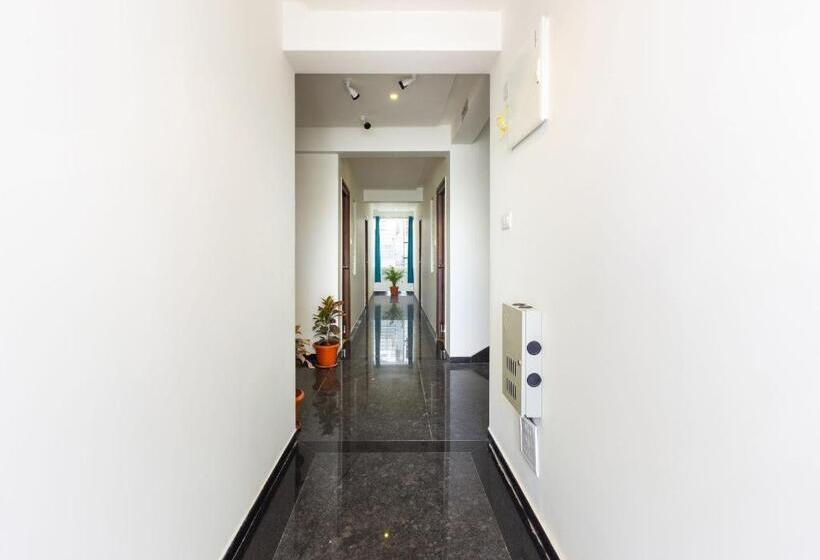 Super Hotel O Qualia Inn Kondapur Near Botanical Garden