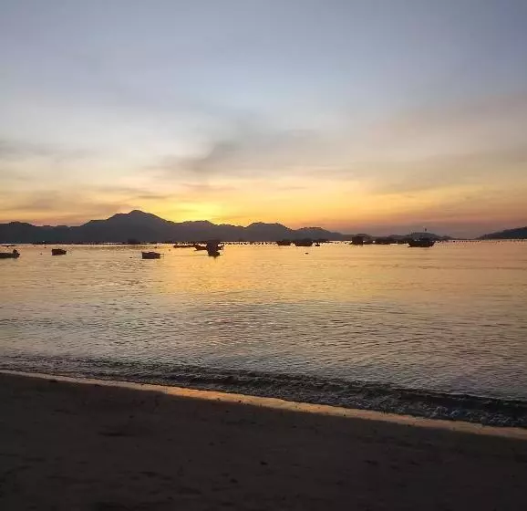 هتل The Sunrise Anh Tu