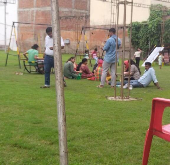 酒店 Varanasi Paradise