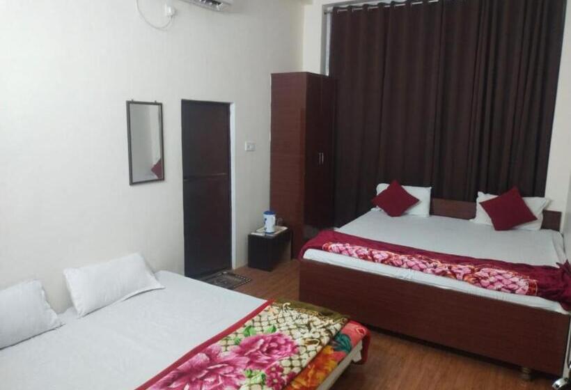 酒店 Varanasi Paradise