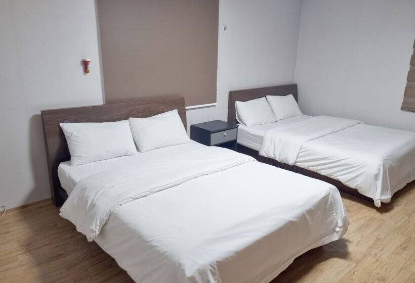 فندق على الطريق Charlie Hotel Jeju