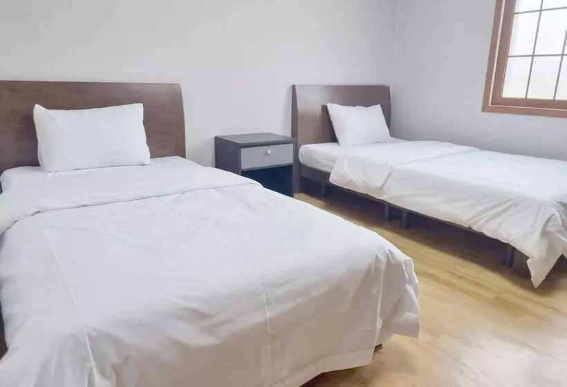 モーテル Charlie Hotel Jeju