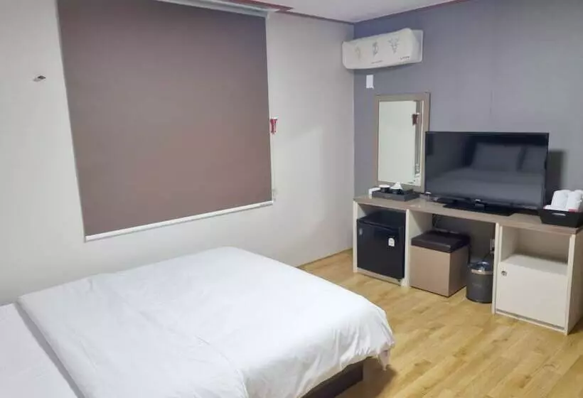 モーテル Charlie Hotel Jeju