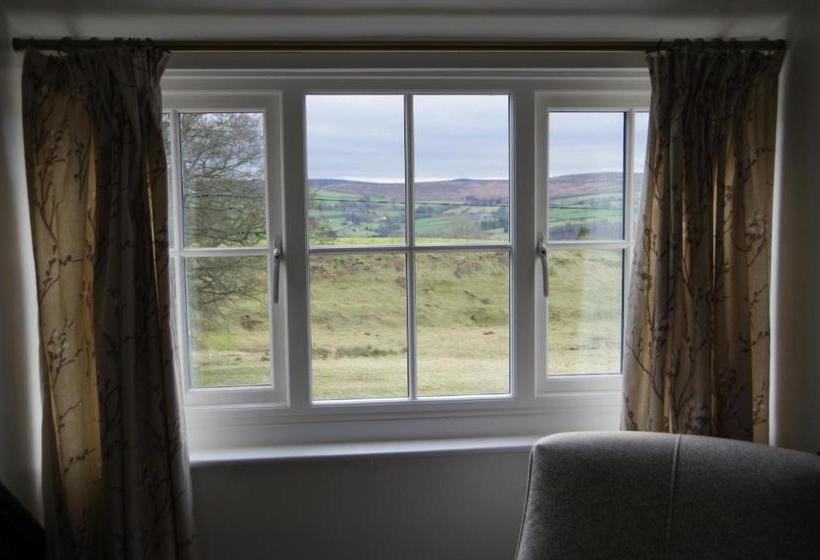 Old Bears Barn Bed And Breakfast