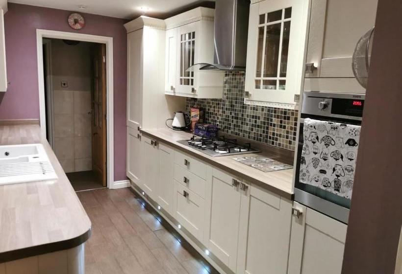 פנסיון Dragon S Rest