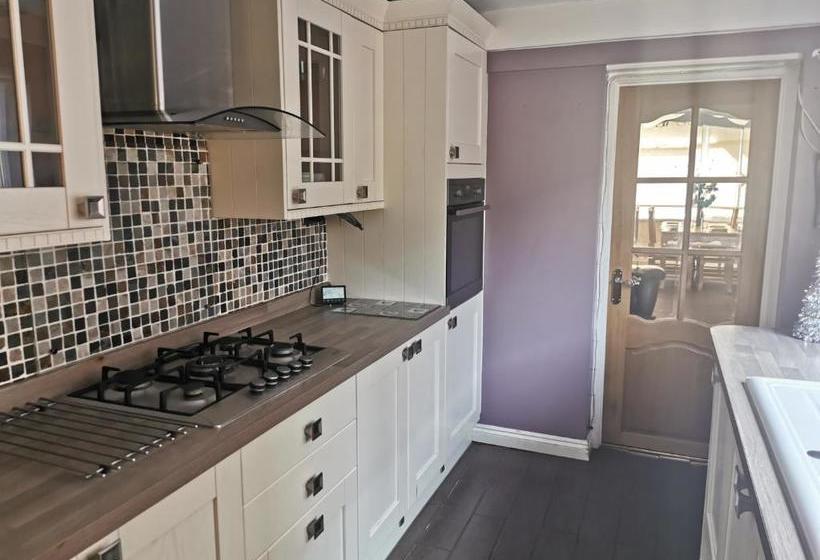 פנסיון Dragon S Rest