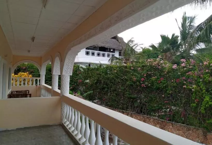 پانسیون Fahari House Watamu