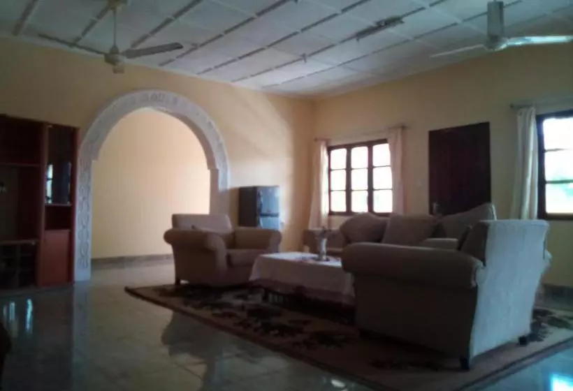 پانسیون Fahari House Watamu
