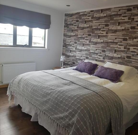 פנסיון Hostal Lago Cóndor