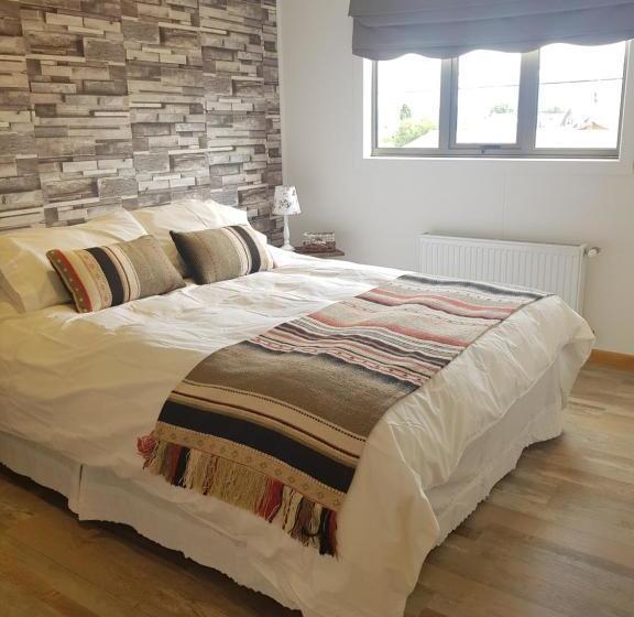 פנסיון Hostal Lago Cóndor