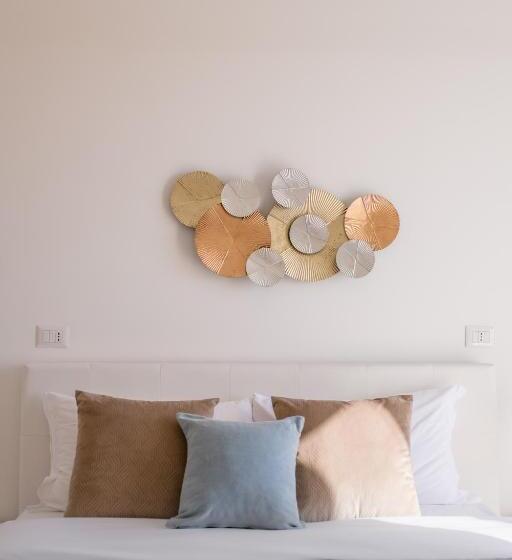 Пансион Naro Suites And Rooms