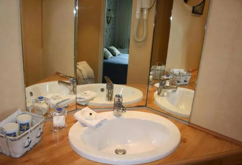 ベッドアンドブレックファースト Chambres D'hôtes & Gites La Chatellenie