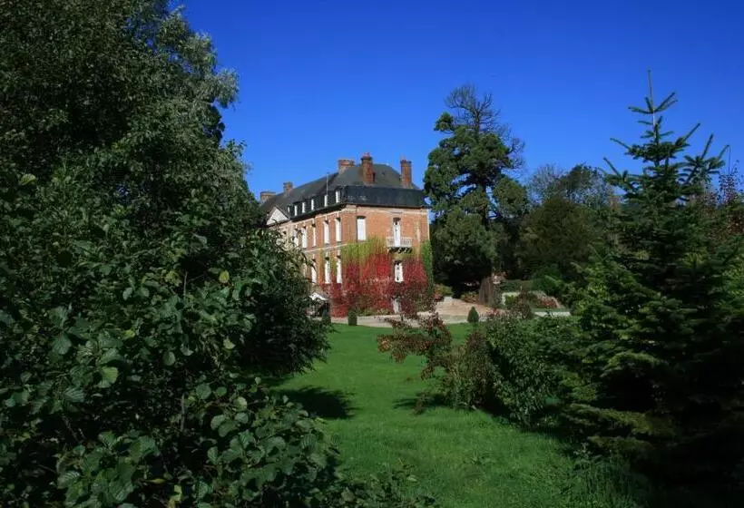 ベッドアンドブレックファースト Chambres D'hôtes & Gites La Chatellenie