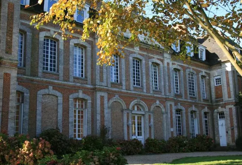 ベッドアンドブレックファースト Chambres D'hôtes & Gites La Chatellenie