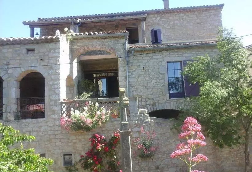 Aamiaismajoitus (B&B) Domaine De Peyre Brune
