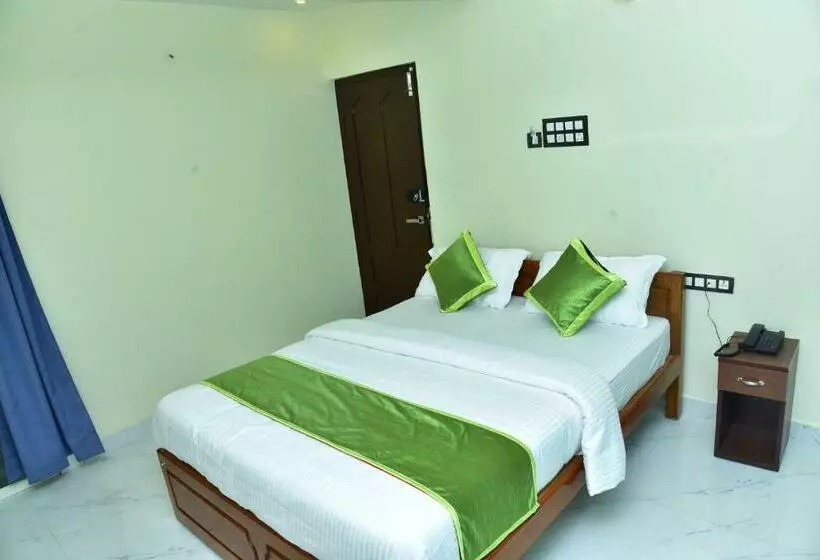 ホテル Niraj Residency