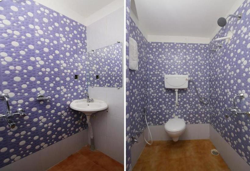 Hotelli Spot On 40622 Shahi Guest House