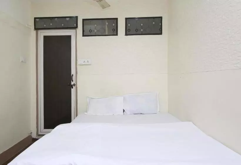 ホテル Spot On 40622 Shahi Guest House