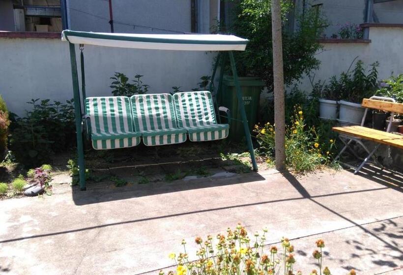 پانسیون песента на морето